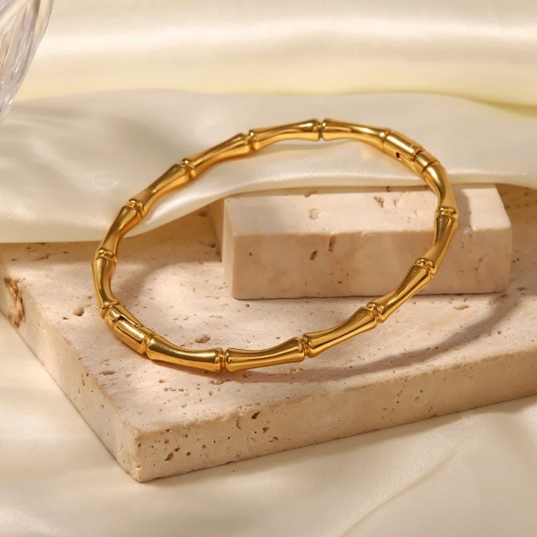 Stainless steel bangles one piece