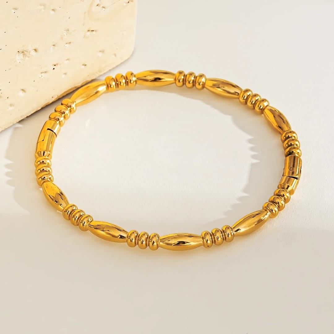 Stainless steel bangles one piece