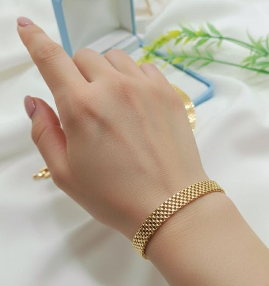 Gold plated bracelet