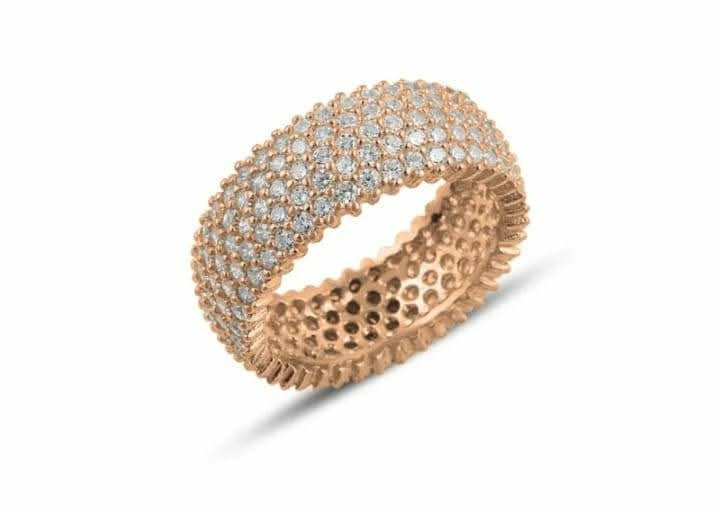 Gold plated ring. 16. 17. 18.