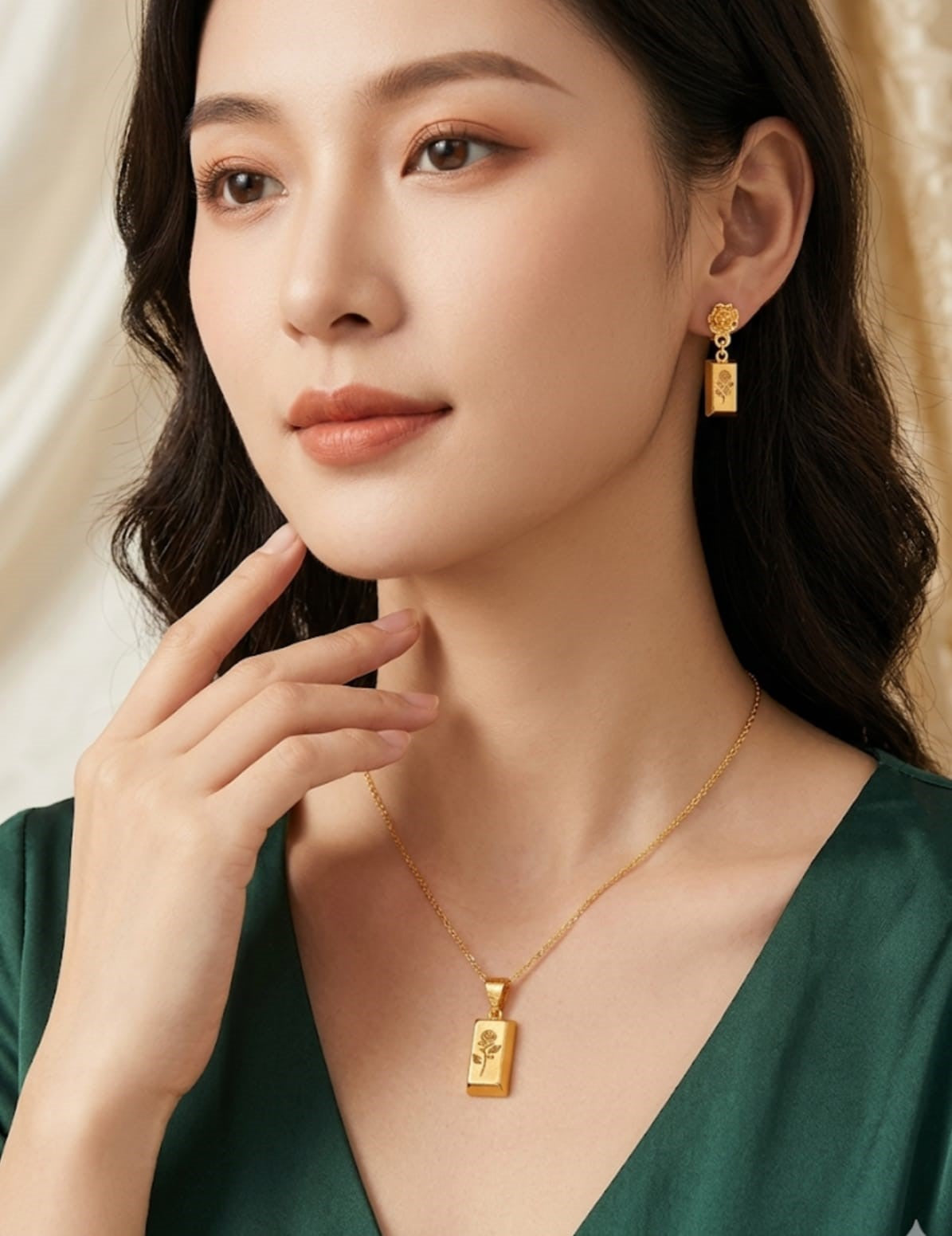 Gold plated locket set