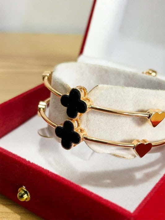 Gold plated two piece bangle set