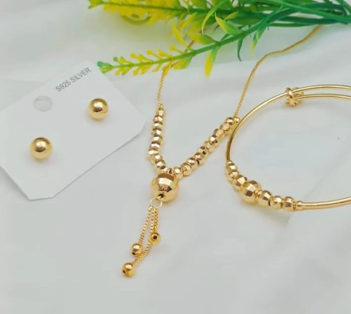 Gold plated locket set