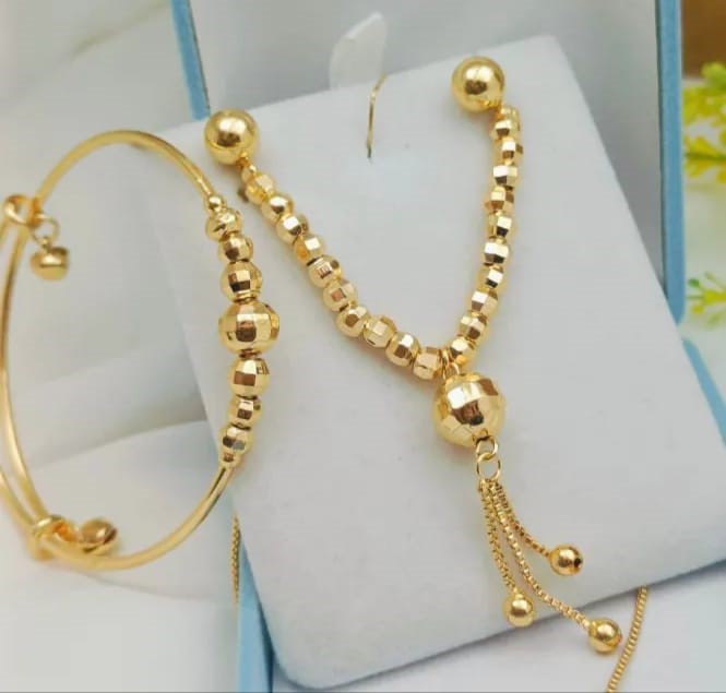 Gold plated locket set