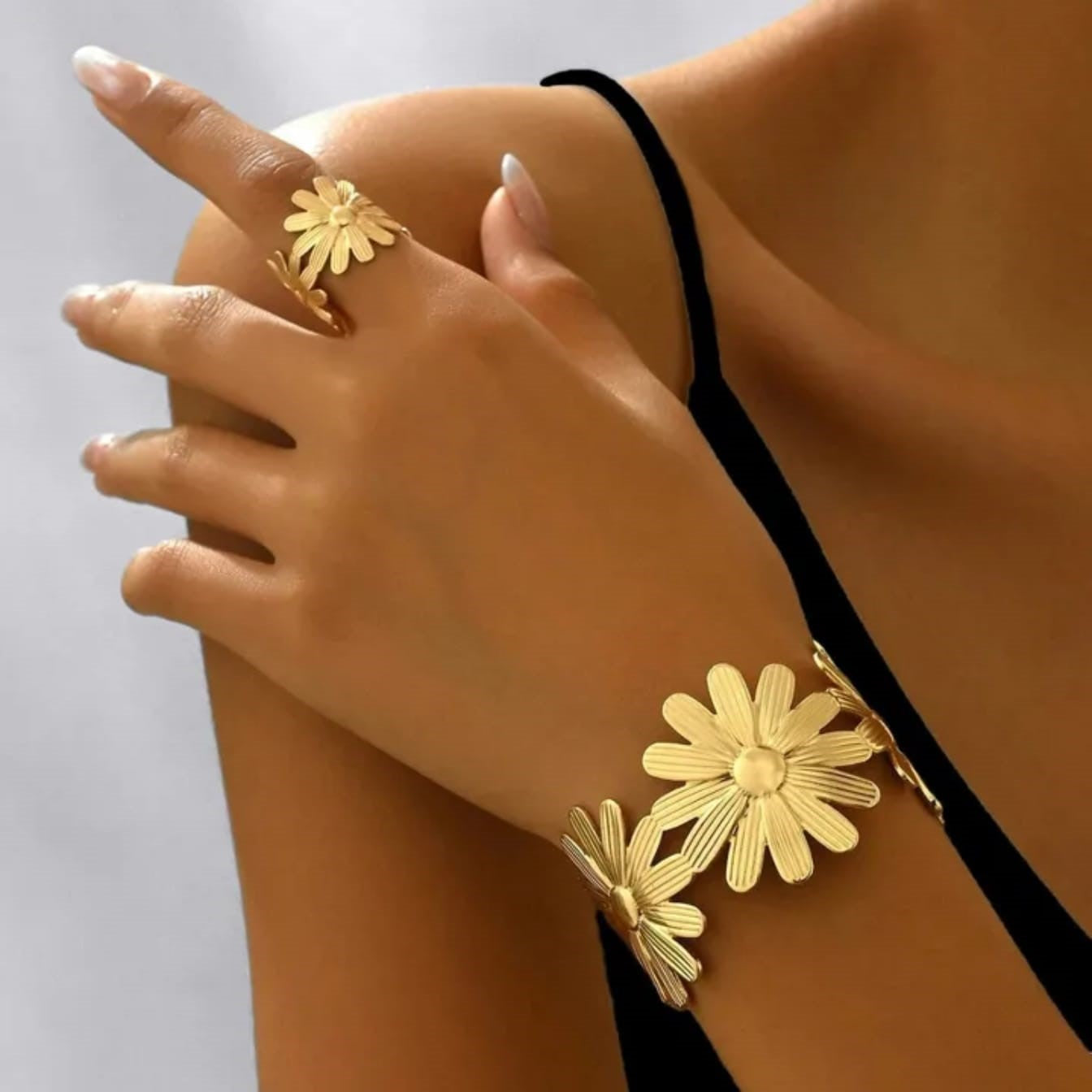 Stainless Steel Openable Bangle & Ring Set