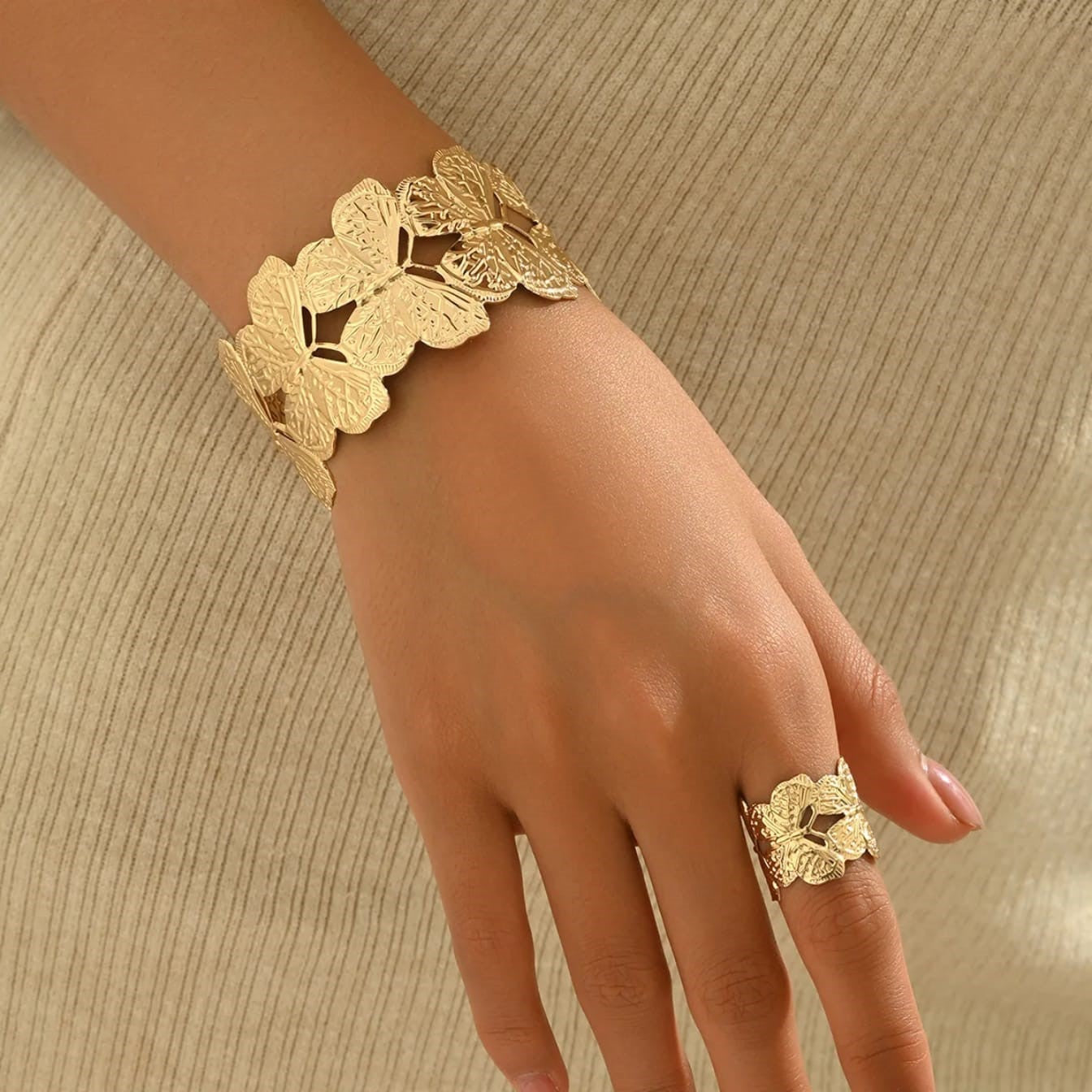 Stainless Steel Openable Bangle & Ring Set