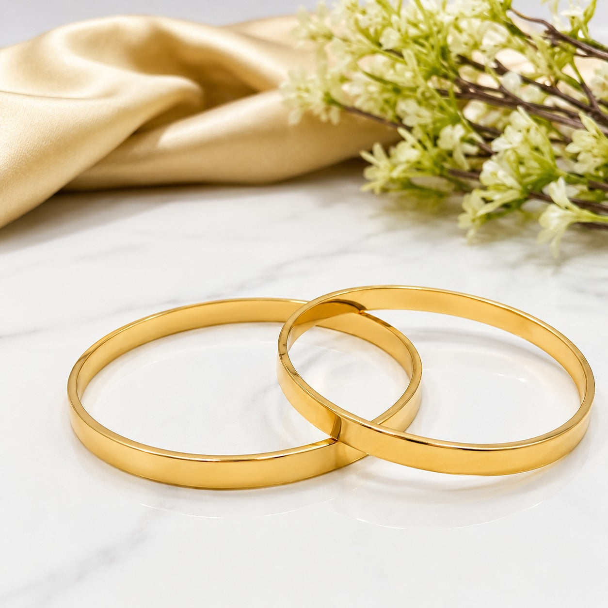 Fancy China Gold Plated plan Bangles