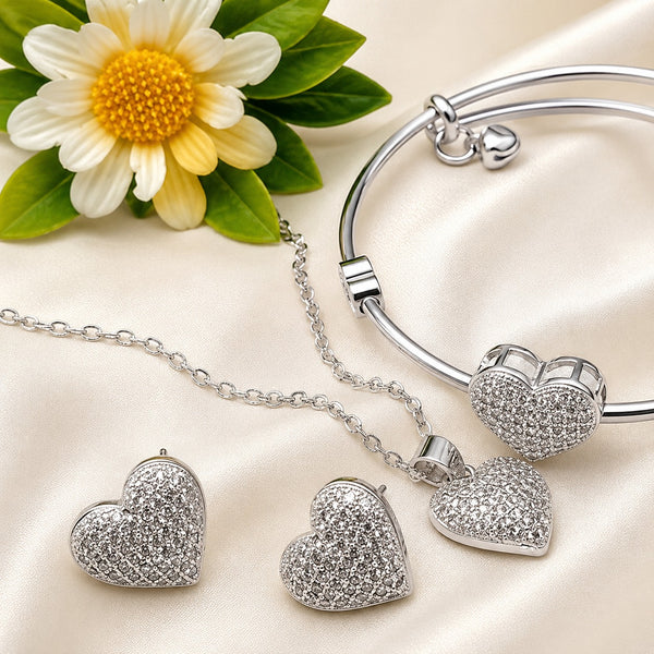 Fancy China magnet heart     Neclace