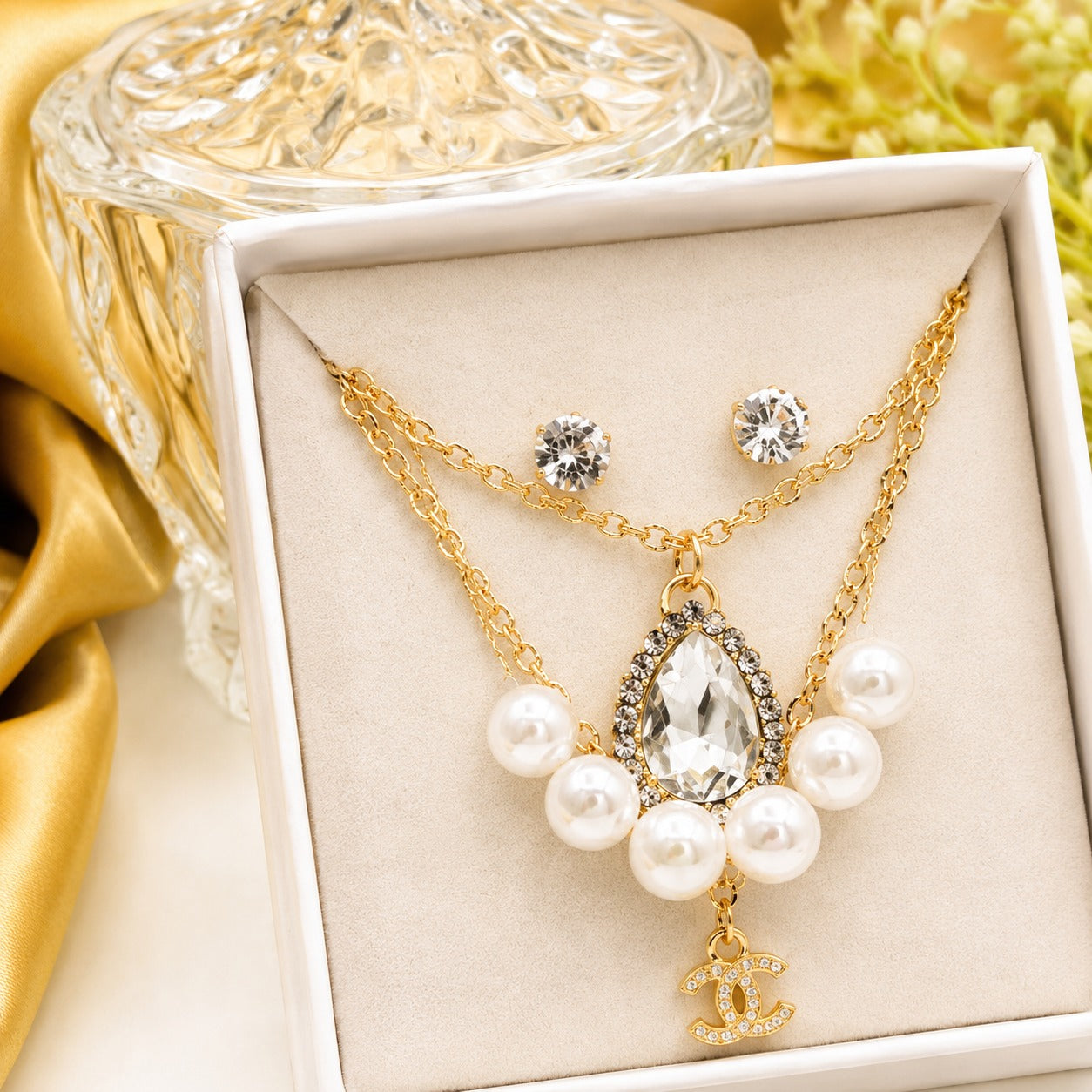 Fancy China 3 layer Locket and 3 pairs tops with gift box